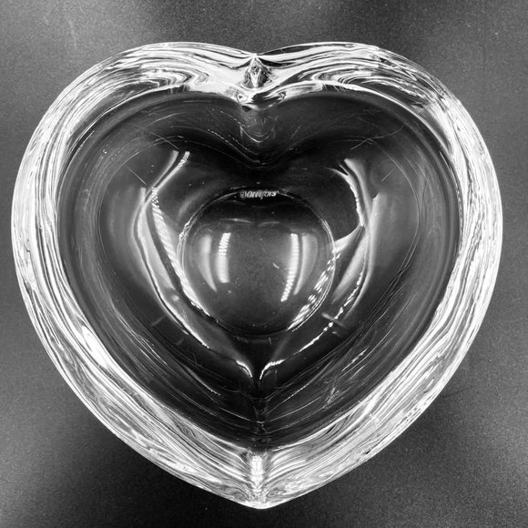 ORREFORS Sweden Vintage "Amour" Heart Dish EUC - Picture 1 of 4
